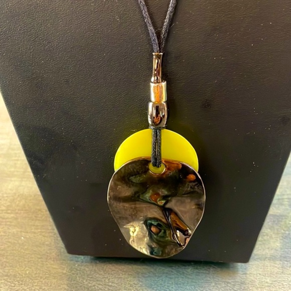 Robert Lee Morris freeform multi-material necklace - Picture 6 of 12